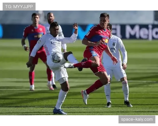 埃尔切0-0战平巴拉多利德,双方各取一分但保级形势仍严峻